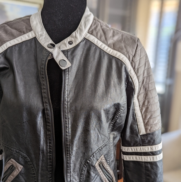 * Host pick* Biker jacket - Picture 3 of 6